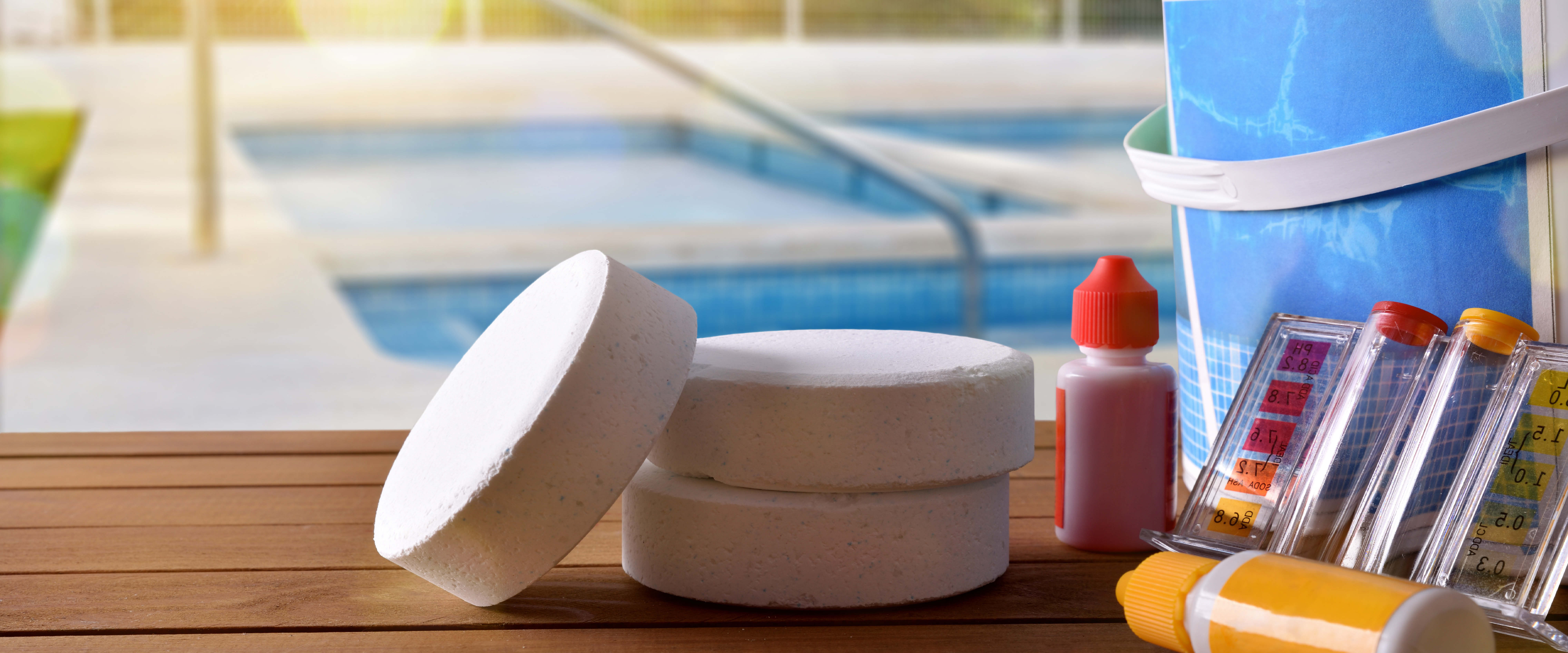 Liquid Chlorine Versus Powdered Shock Boldt Pools