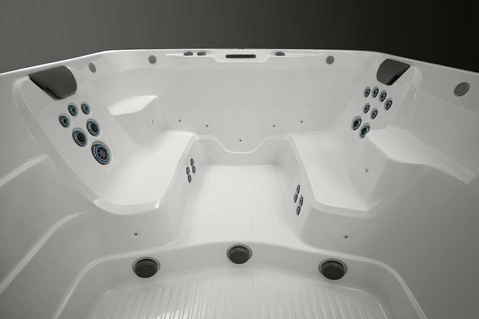 R500 RecSport Systems - Swim Spas - Pioneer Family Pools - Gallery